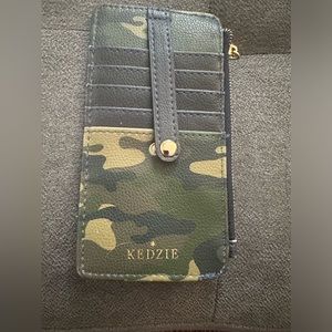 Kedzie brand. All in one slim wallet